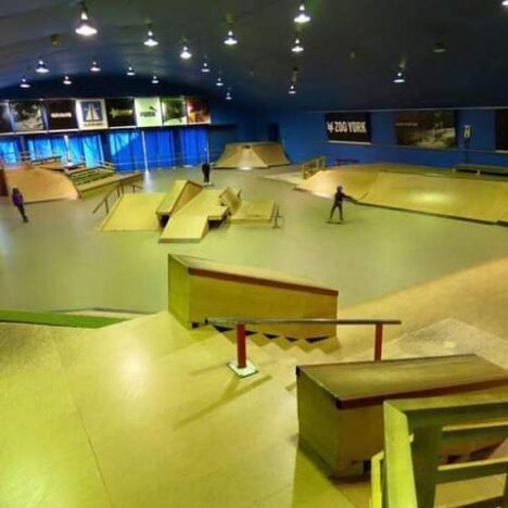 The Skate Park with Cafe! DIORAMA Skate Lounge