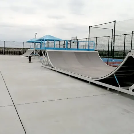 The Skatepark by Tokyo Disney Land! URAYASU SPORTS PARK SKATEPARK