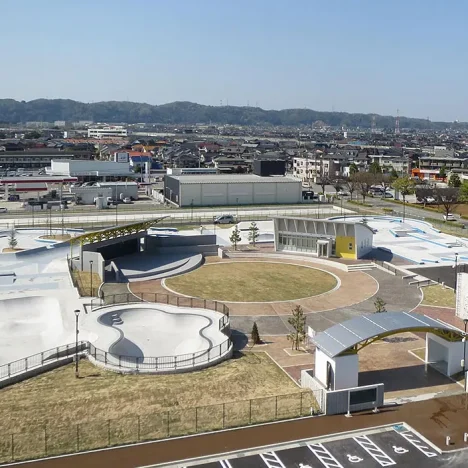 The Biggest Public Skatepark in Himeji, Hyogo! Himeji Skateboard Park